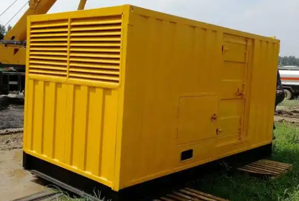 静音发电机组滤清器维护